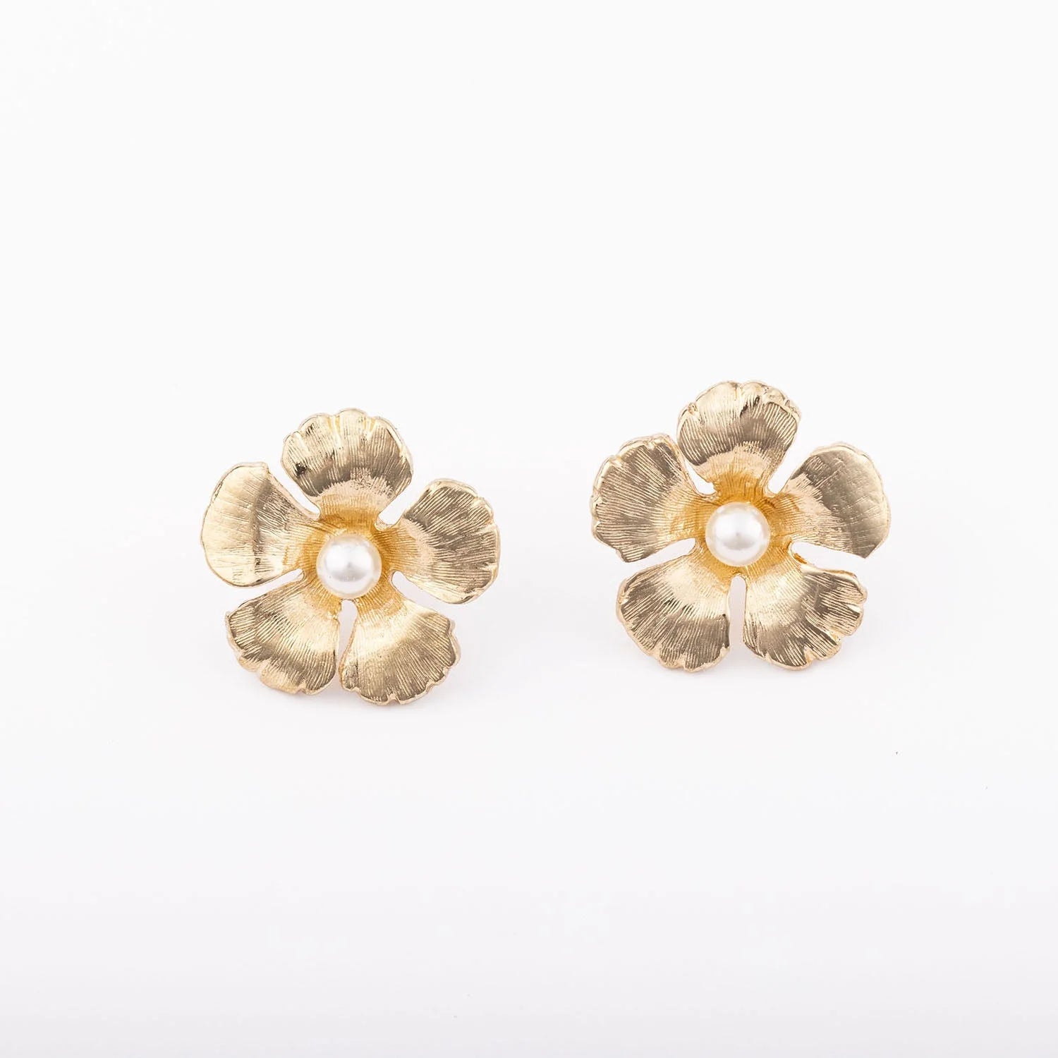 Southern Bloom Floral Pearl Earrings - Southern Roots & Boots